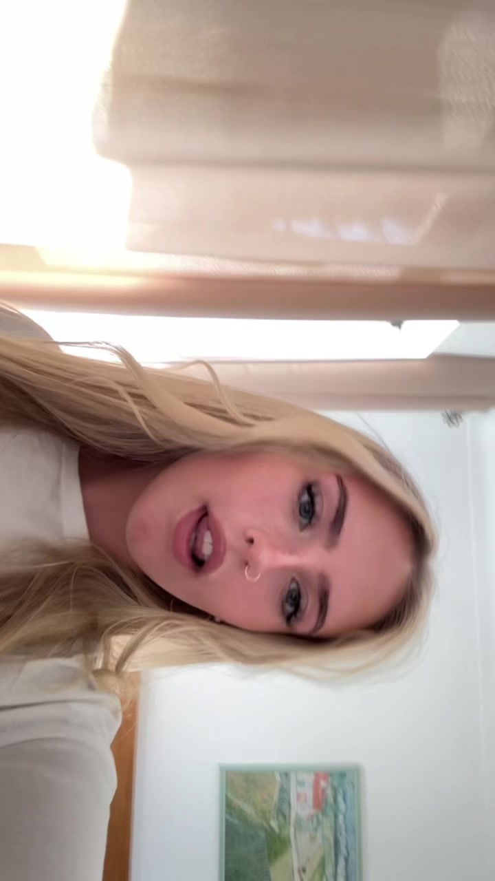 @️