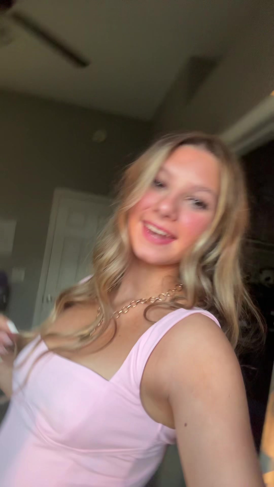 @ella_mayhew