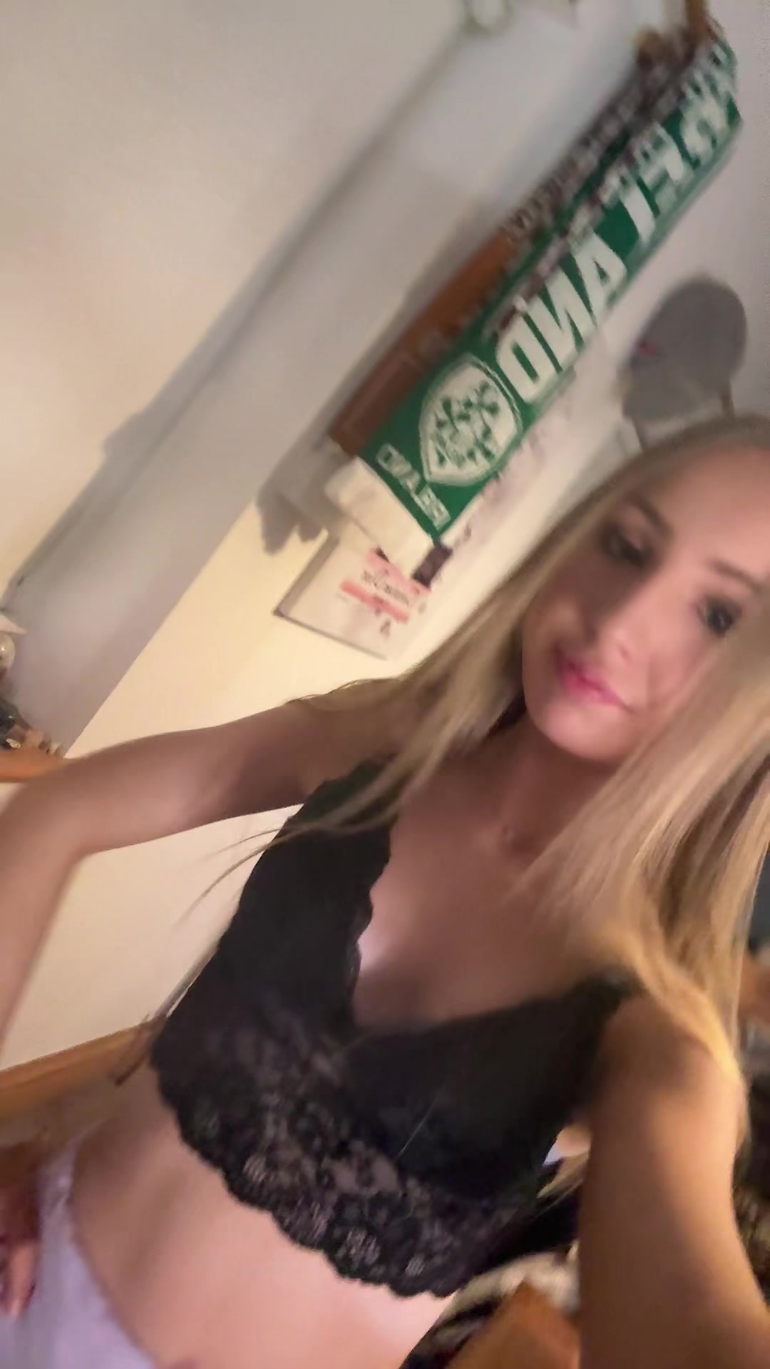 @Emma&ensp;<333