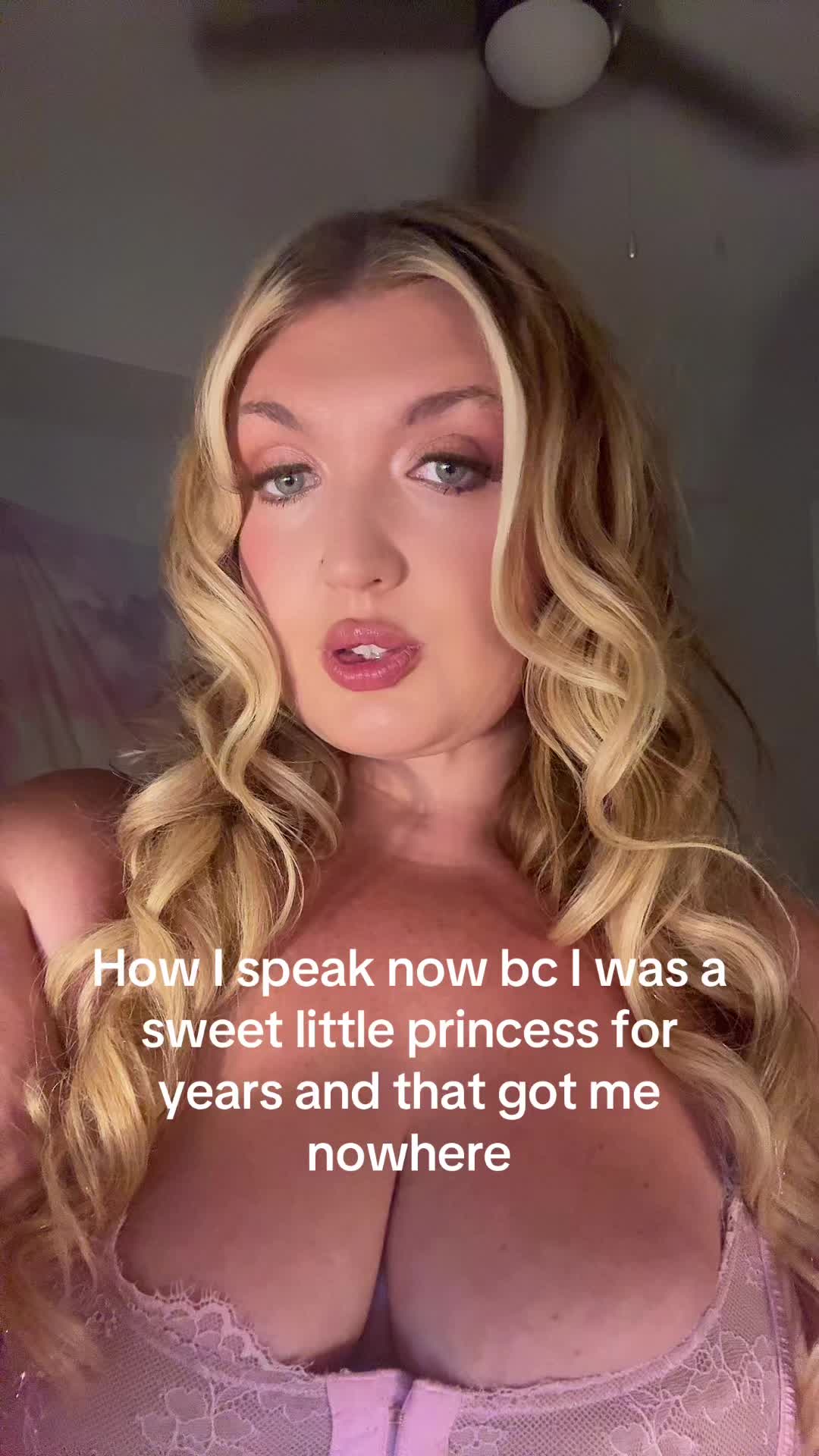 @Shespinkplush