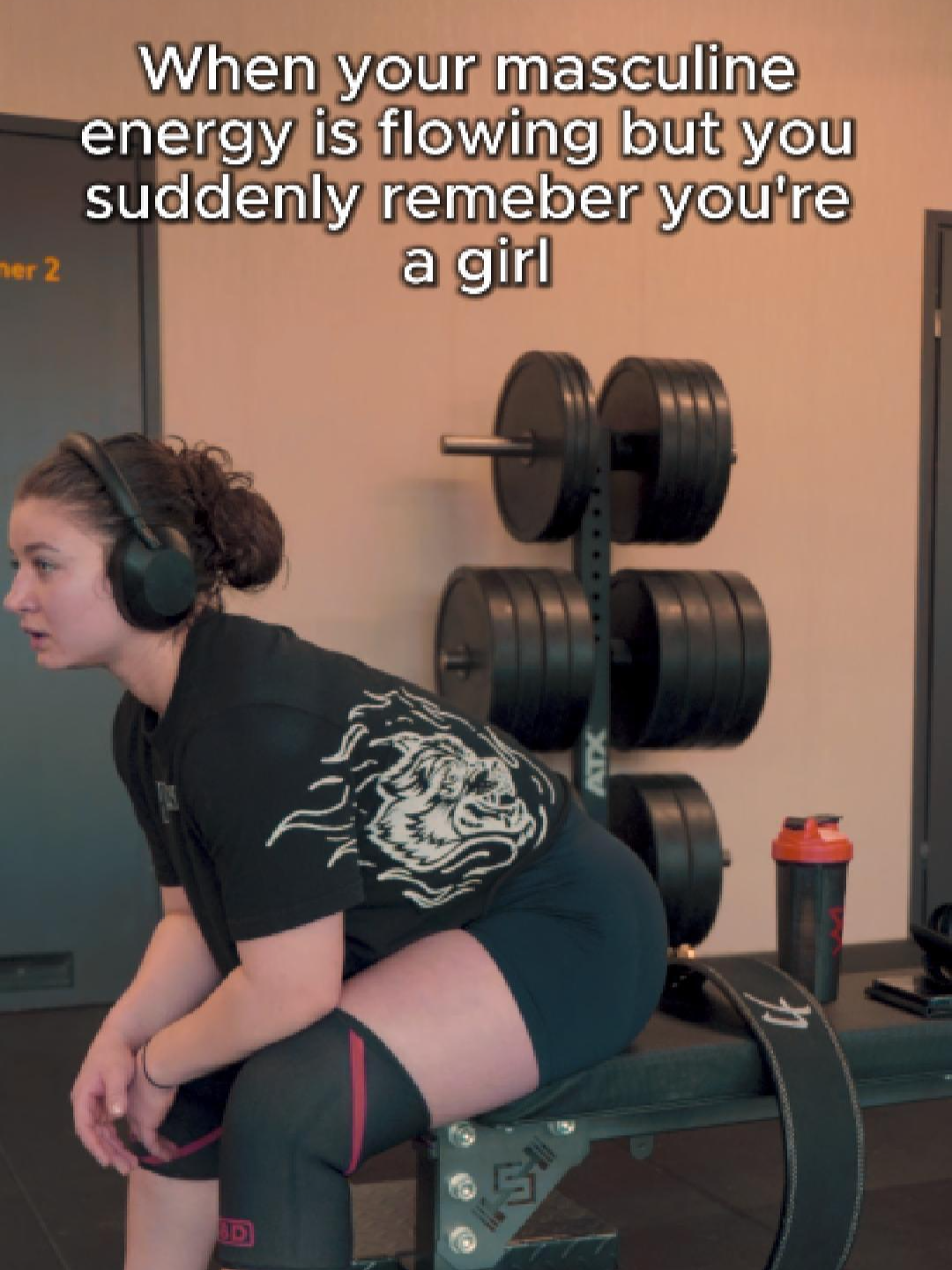 @elise_powerlifts