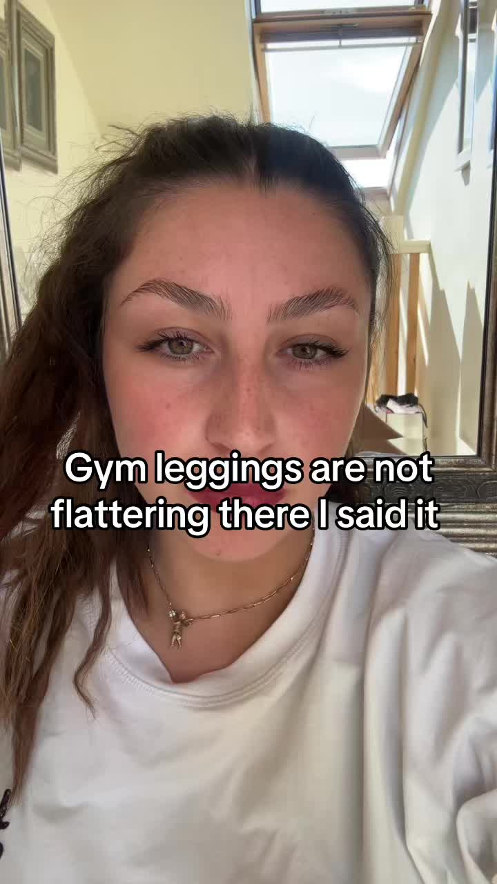 @tinselhairby_hollie
