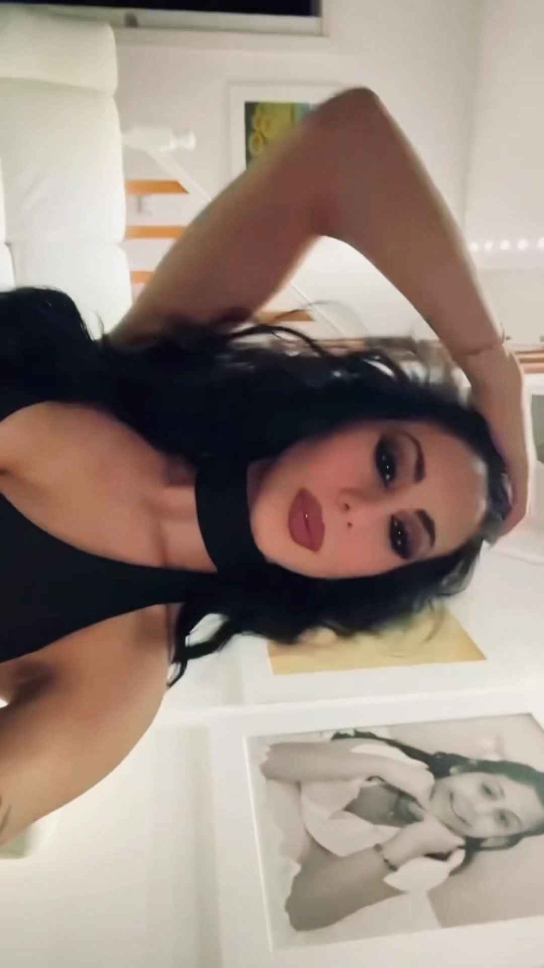 @Miriana Viola
