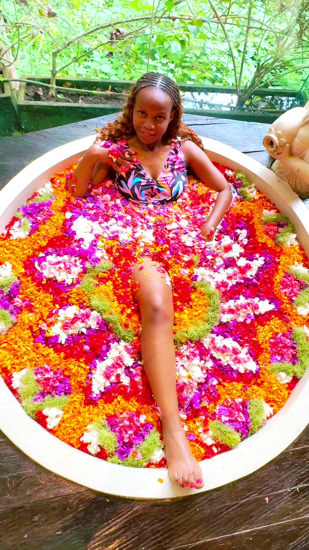 @Travel Connoisseur