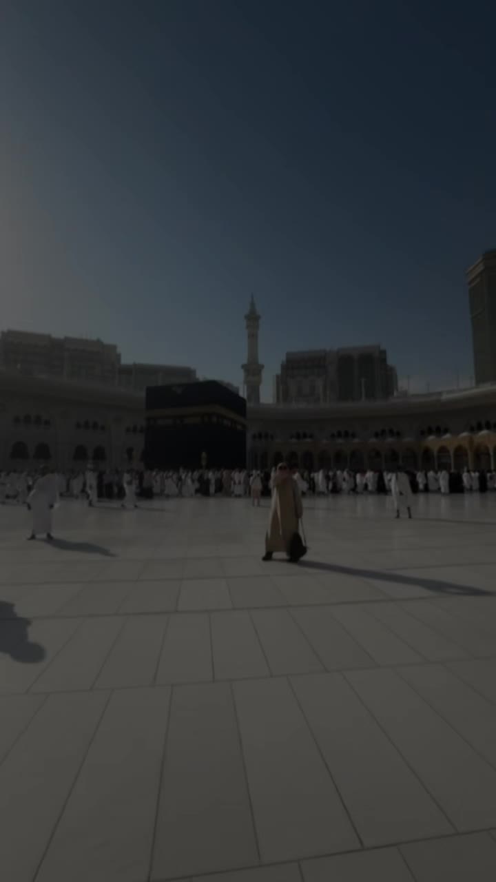 @AlOnE✌ BuT ALlaH With Me