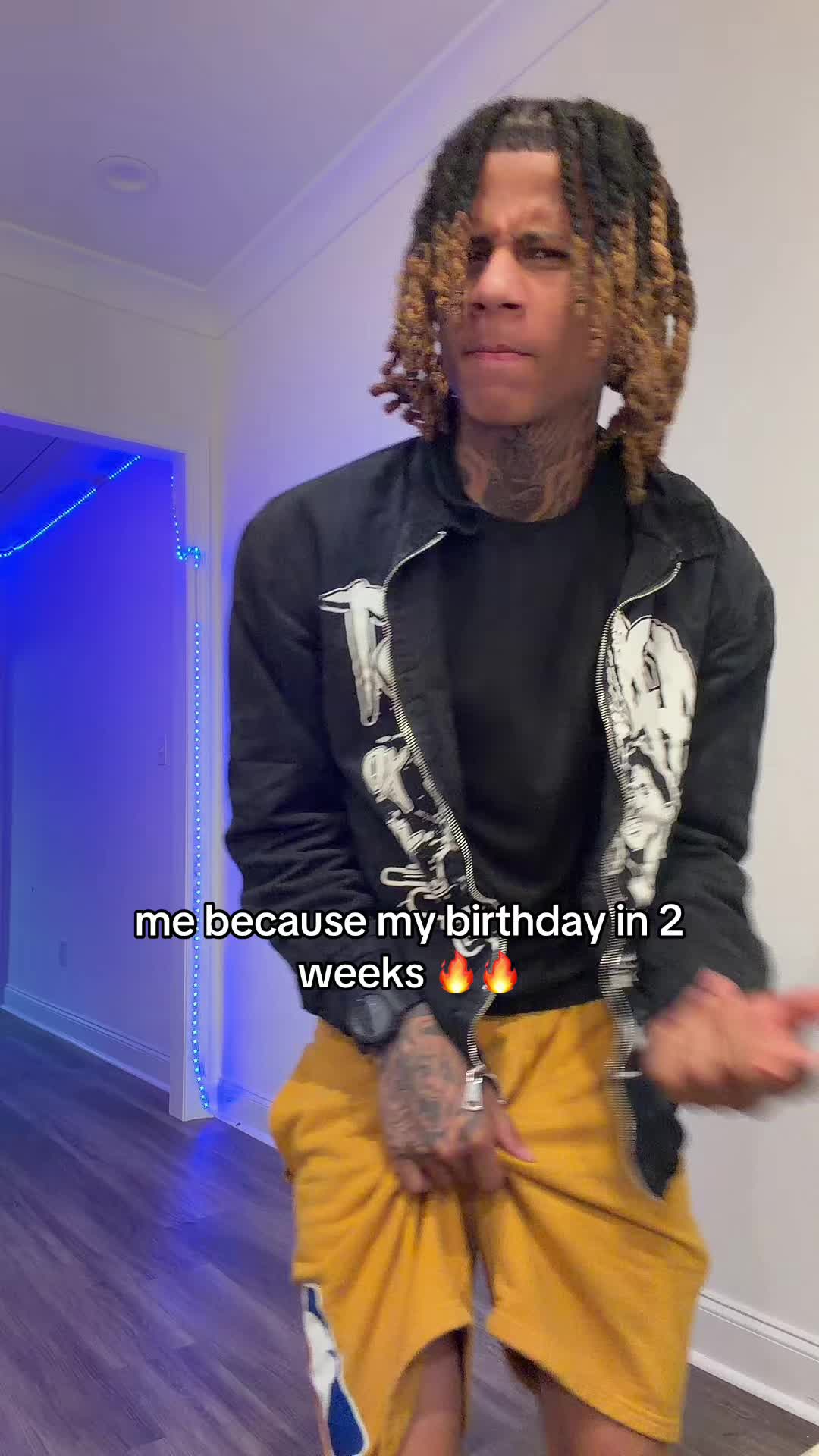 @whytayy
