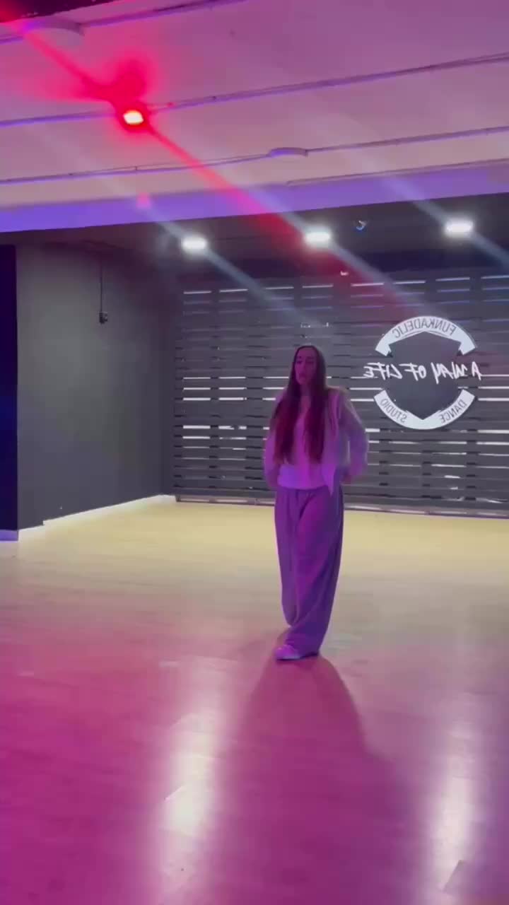 @𝑒𝑚𝑚𝑎 𝑐𝑜𝑣𝑒𝑠
