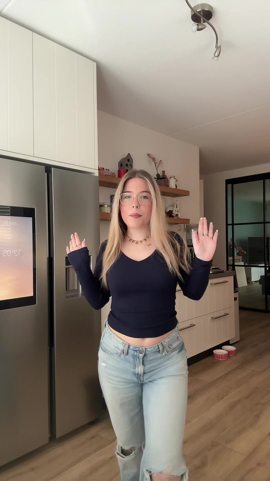 @𝓬𝓱𝓪𝓻𝓵𝓸𝓽𝓽𝓮