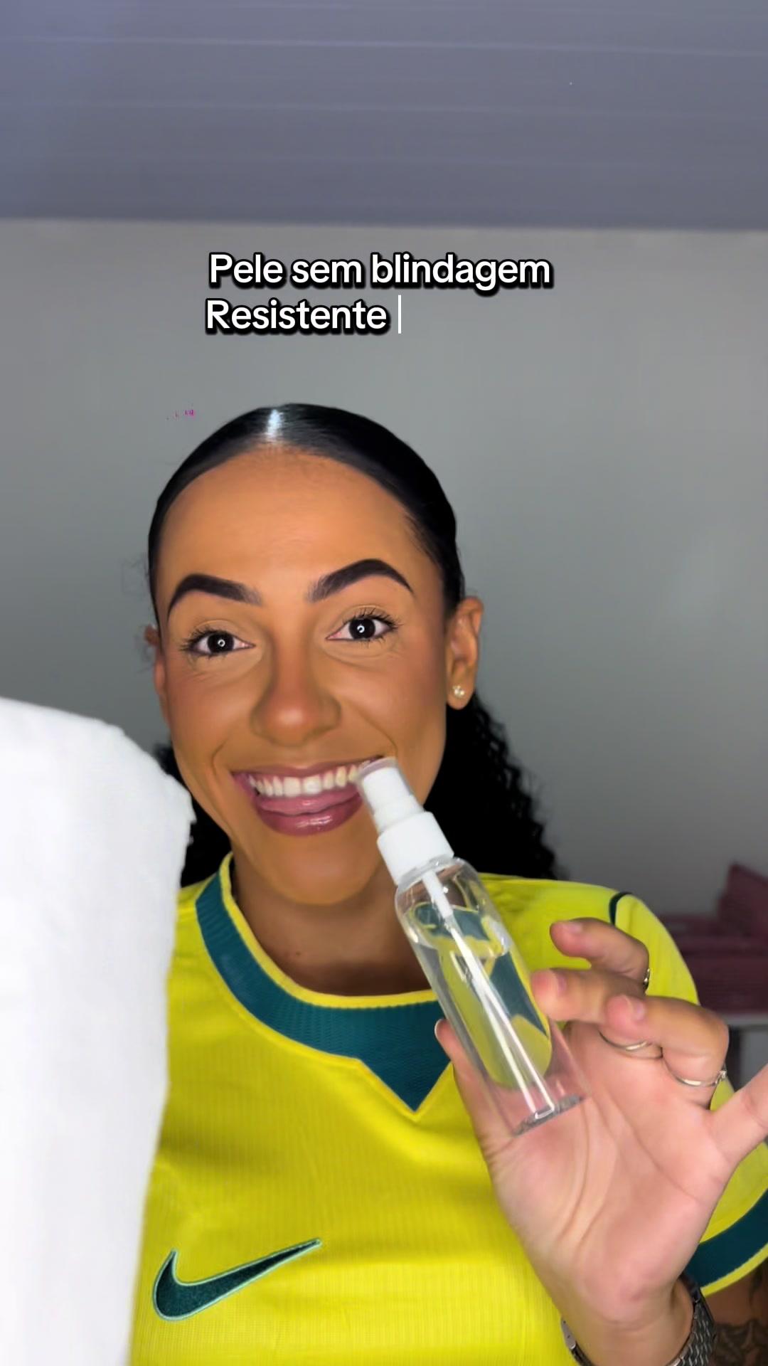 @Thayn&aacute; Monteiro