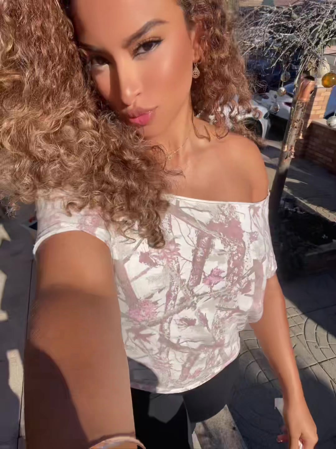 @Jenny_Curlyhead