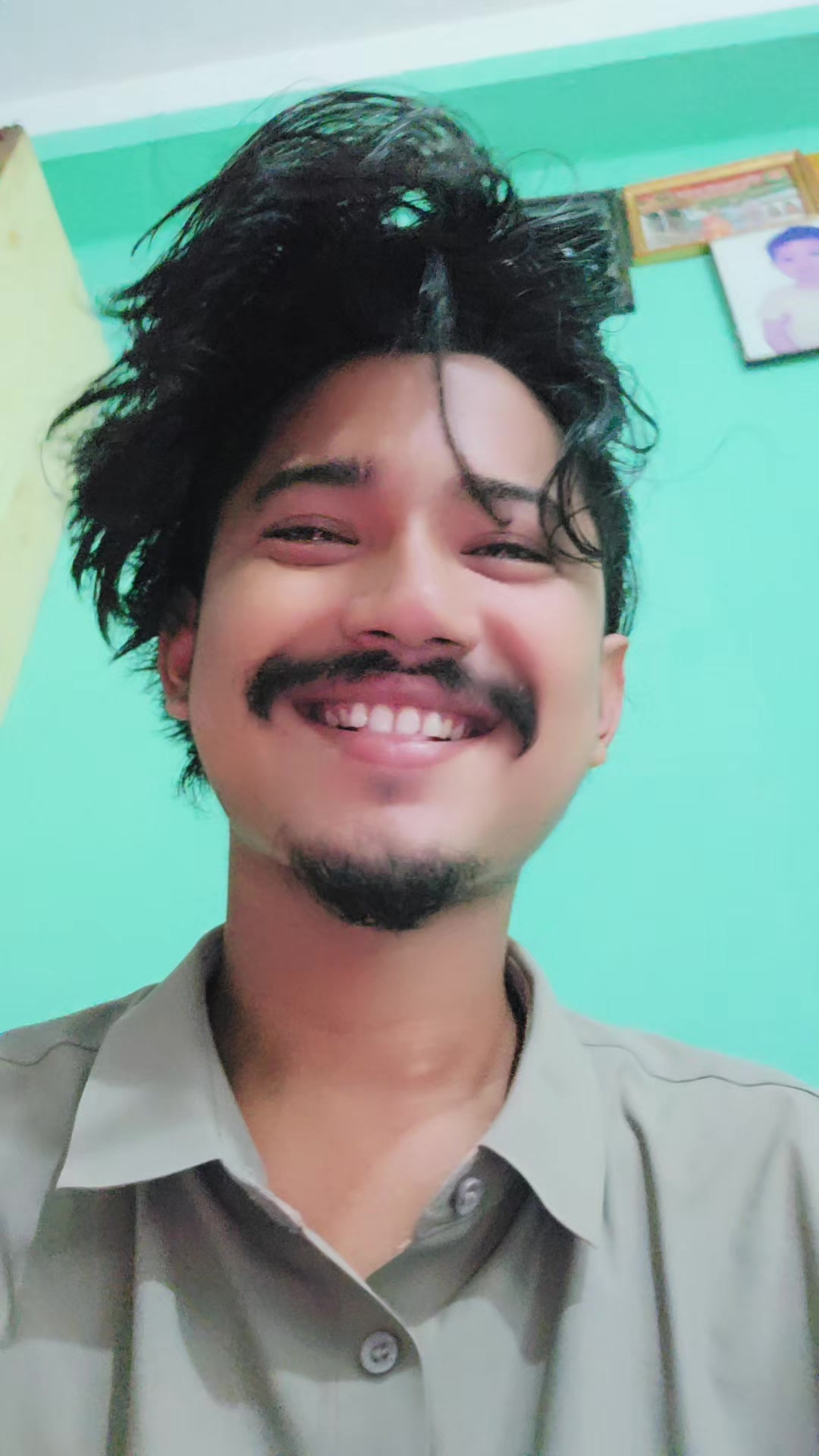 @Who_is_Aarush