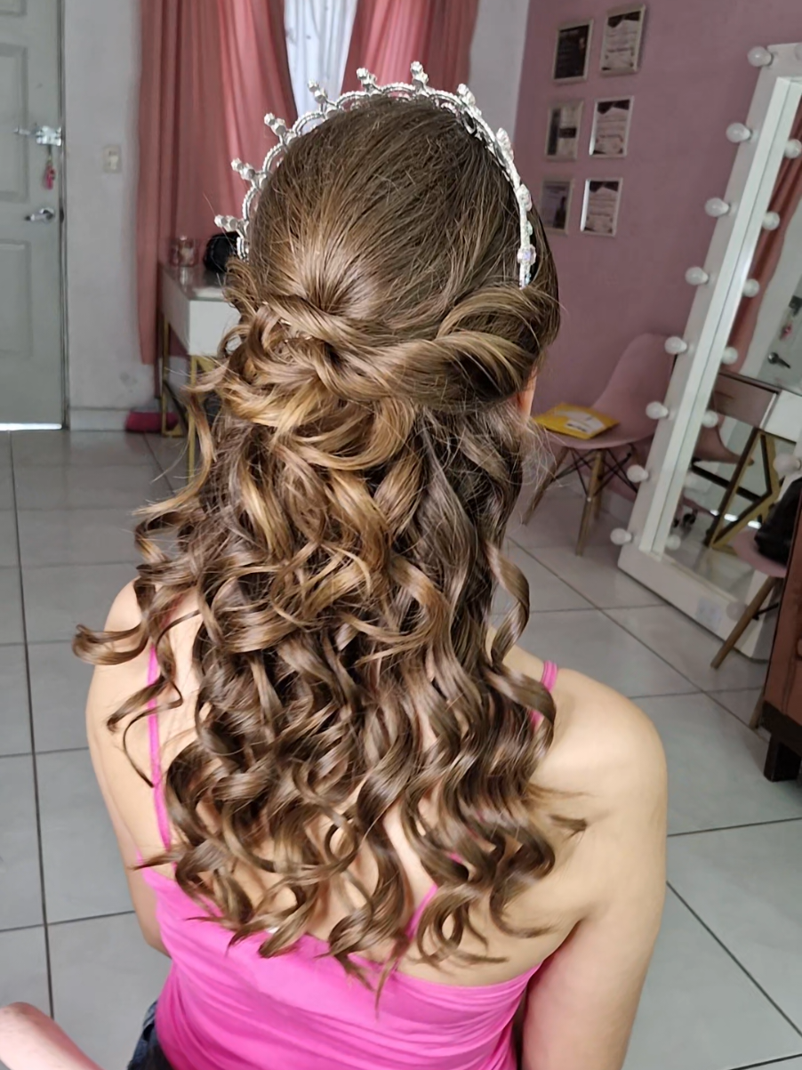 @Priscila López makeup🔮💗