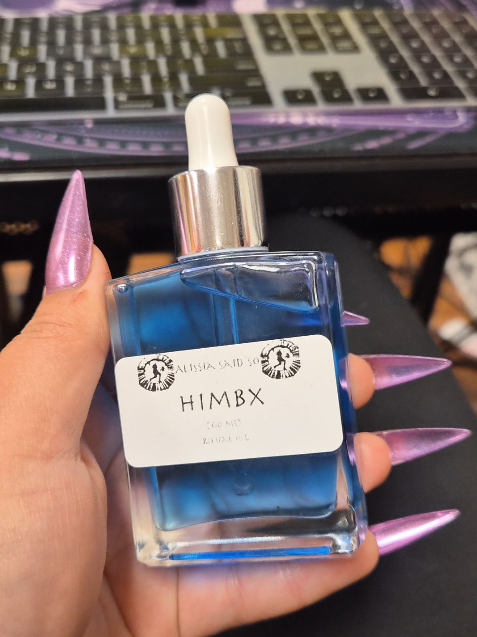 @Bruja Perfume Lab
