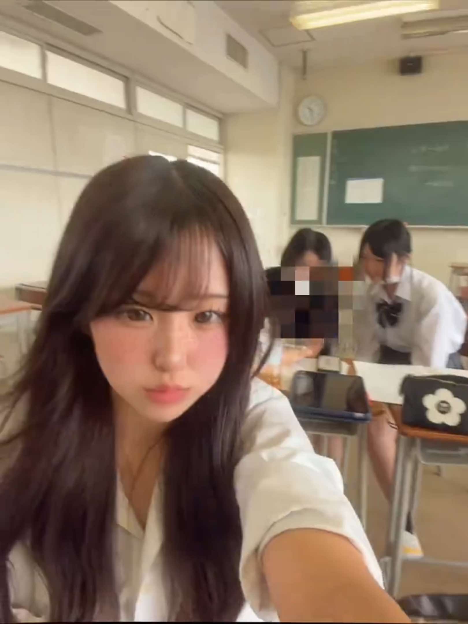 @❤︎