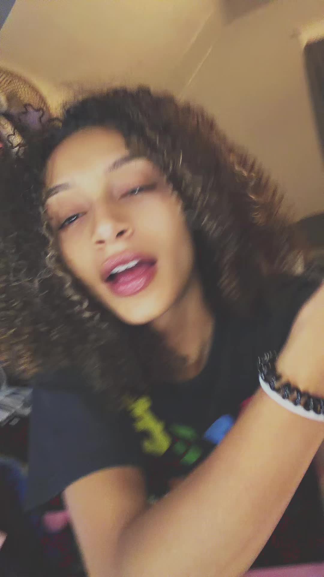 @carleeebaee