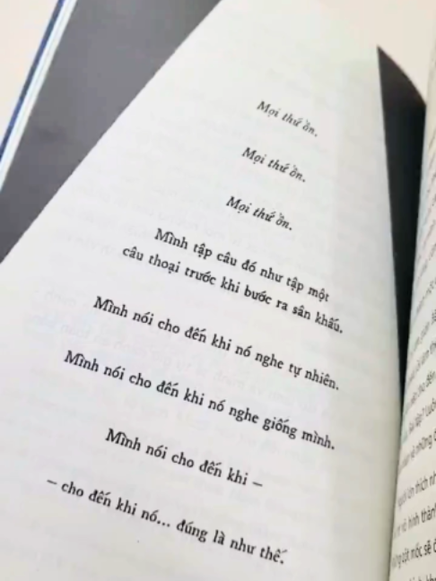 @m&ecirc; s&aacute;ch hơn m&ecirc; crush