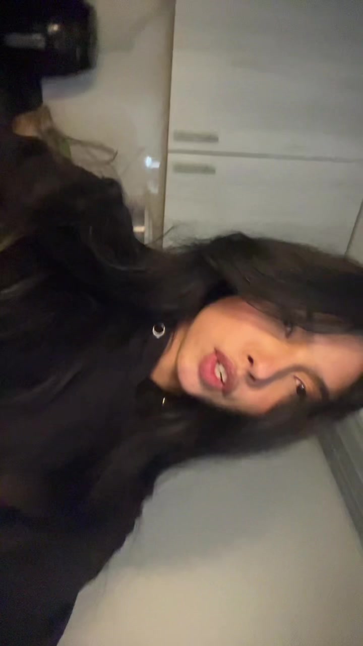 @valen<3🦇