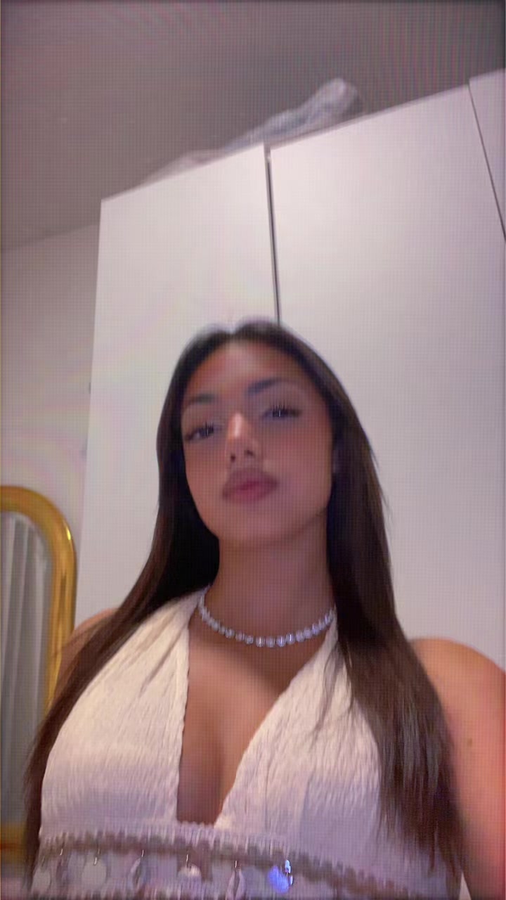 @👸🏽