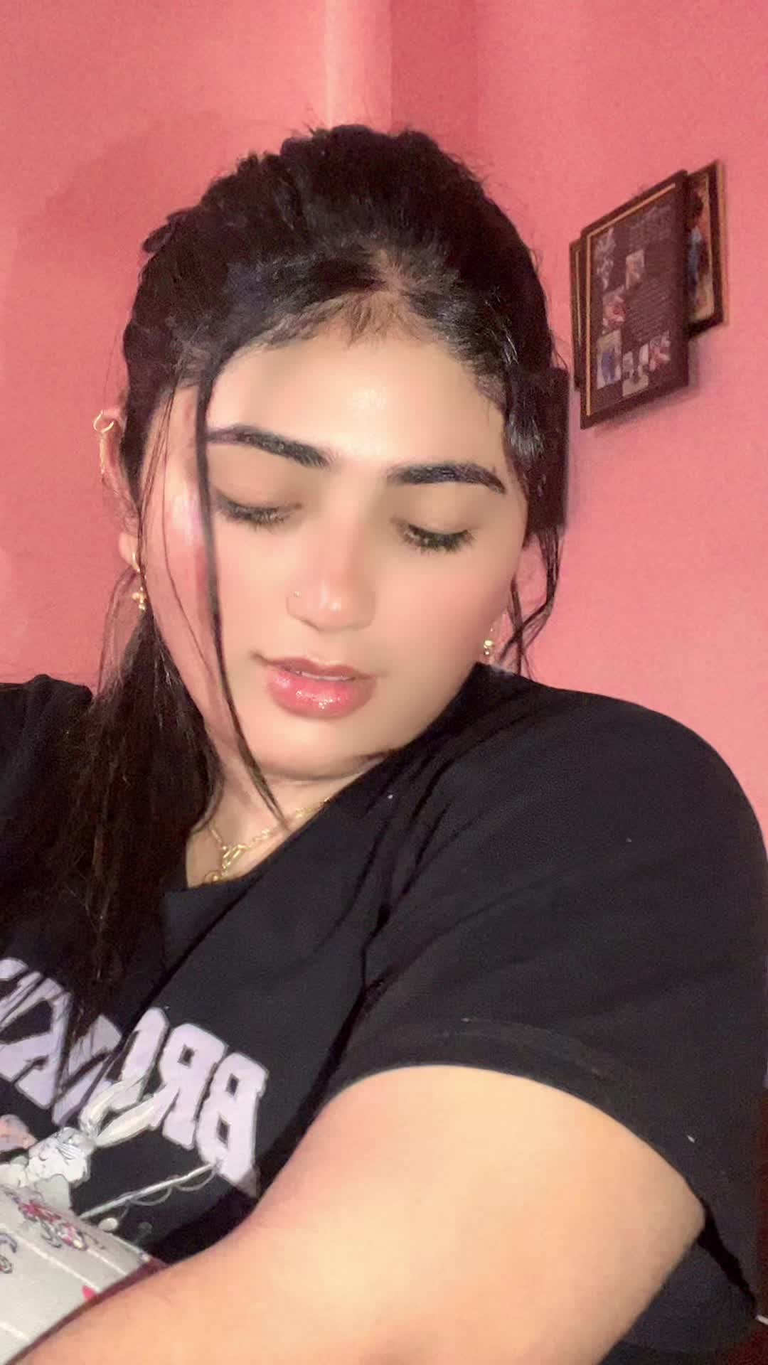 @Pujaa💊🔬🐕️