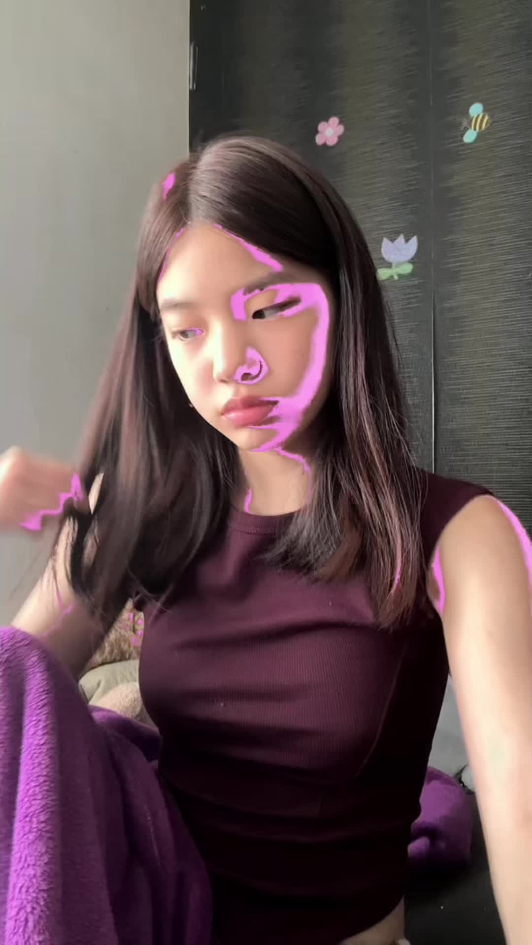 @Julliz