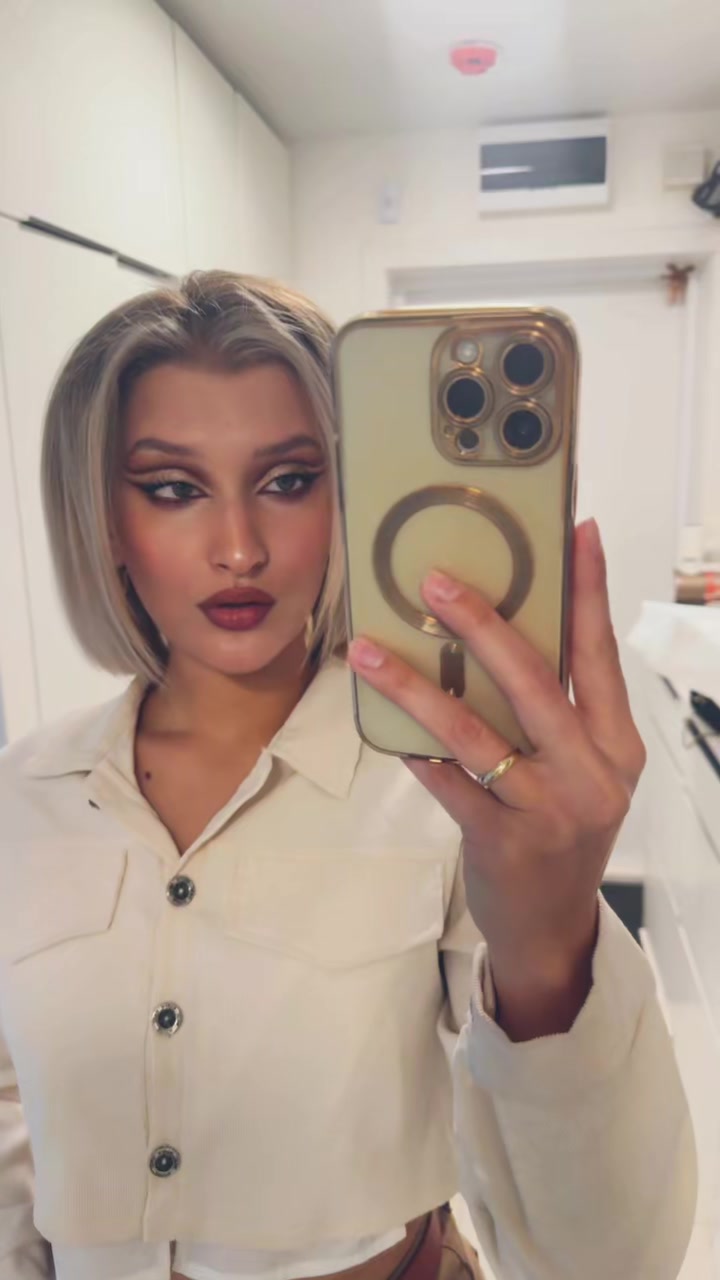 @AMELYA