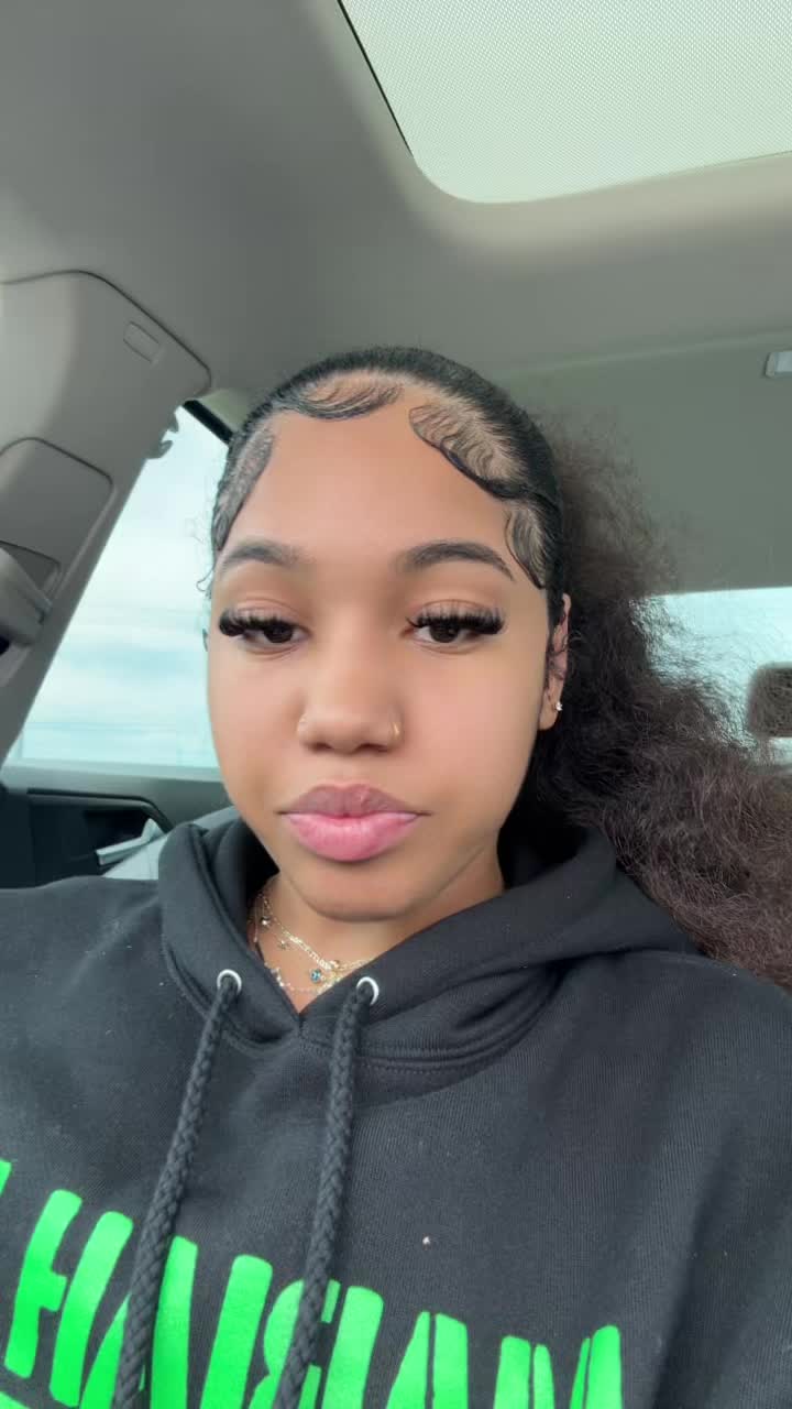 @MiaBaby