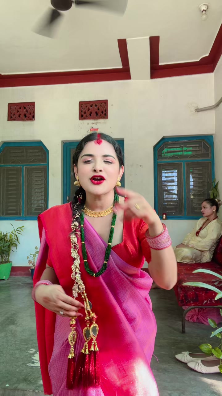 @Aakriti Neupane (सुन्दरि)