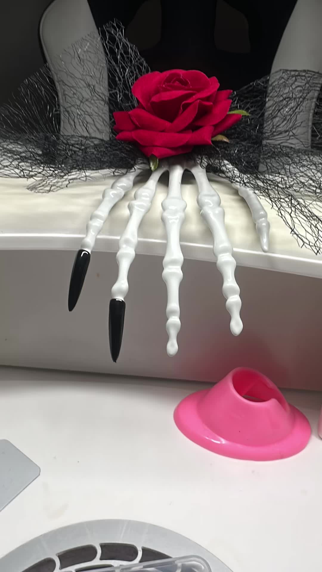 @venustas.ch