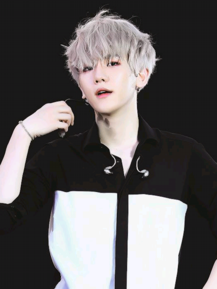 @ur fav exo stan⁹ ☽̶☾