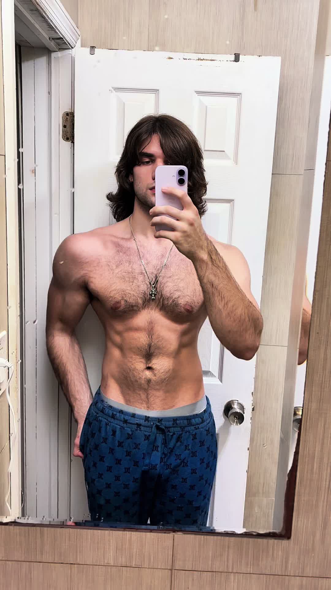 @ᛣayro
