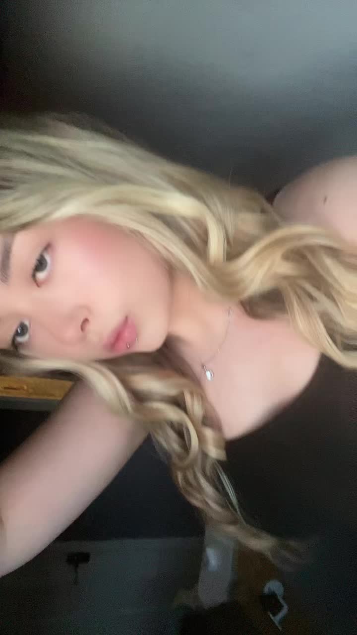 @𝓒𝓵𝓸🍒