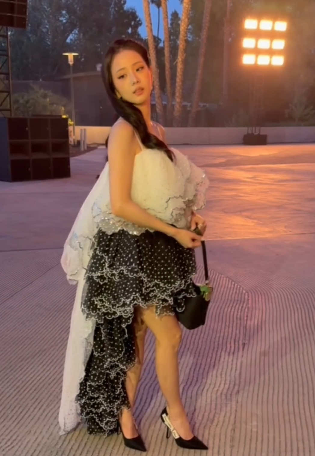 @Harper’s BAZAAR