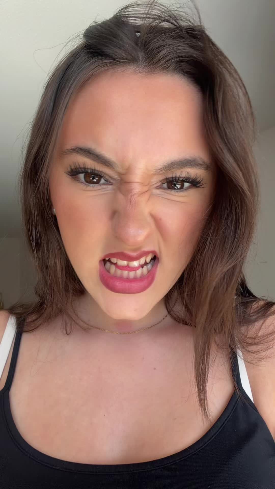 @𝐀𝐧𝐚𝐞𝐥𝐥𝐞