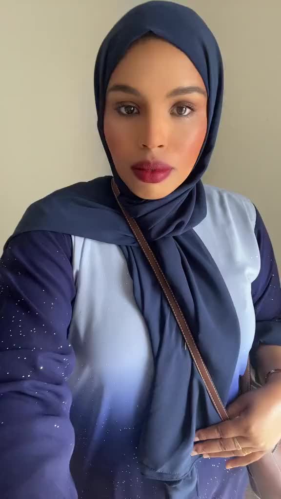 @Aisha🧸
