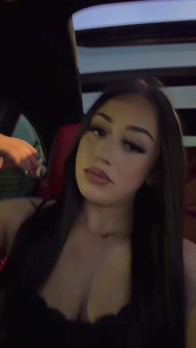 @𑣲𝒿