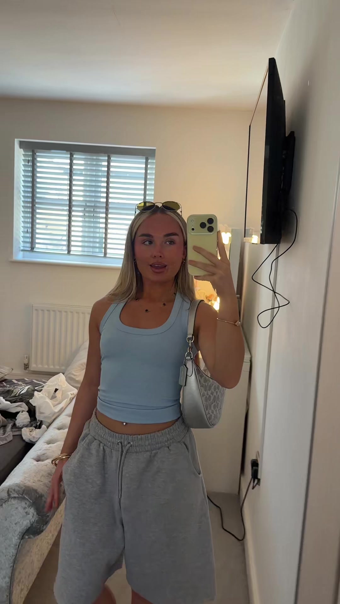 @Becca_xo