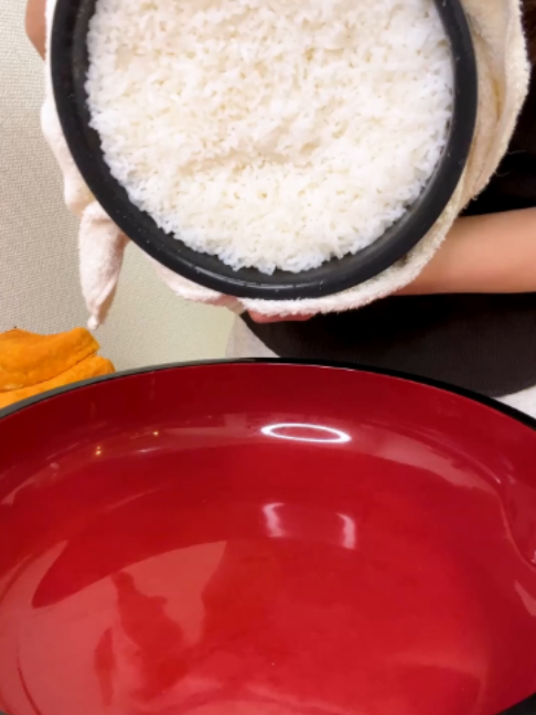 @楽々【食の変態】