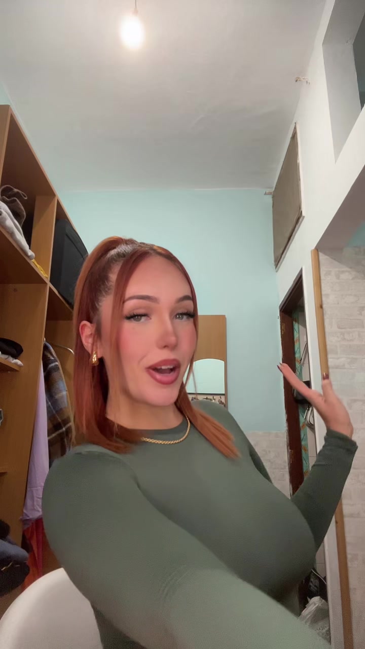 @La Yiiyii