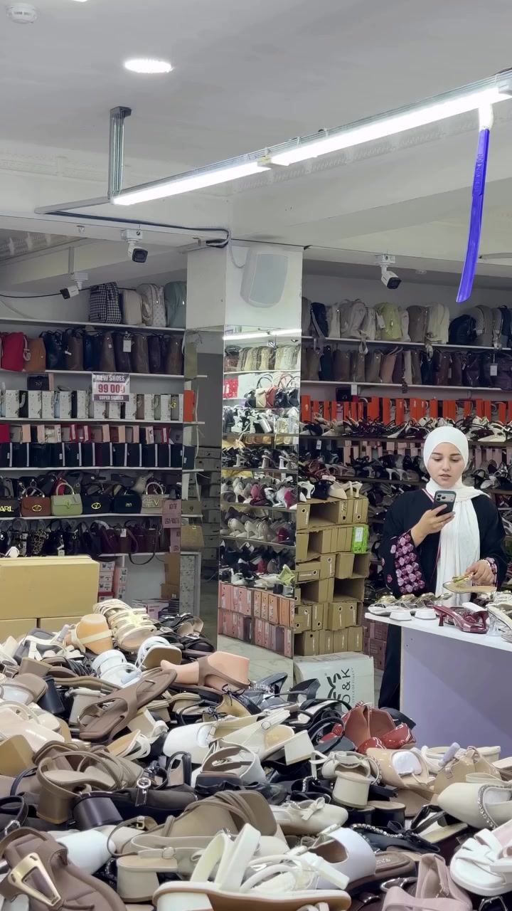 @𝗡𝗲𝘄 𝗦𝗵𝗼𝗲𝘀