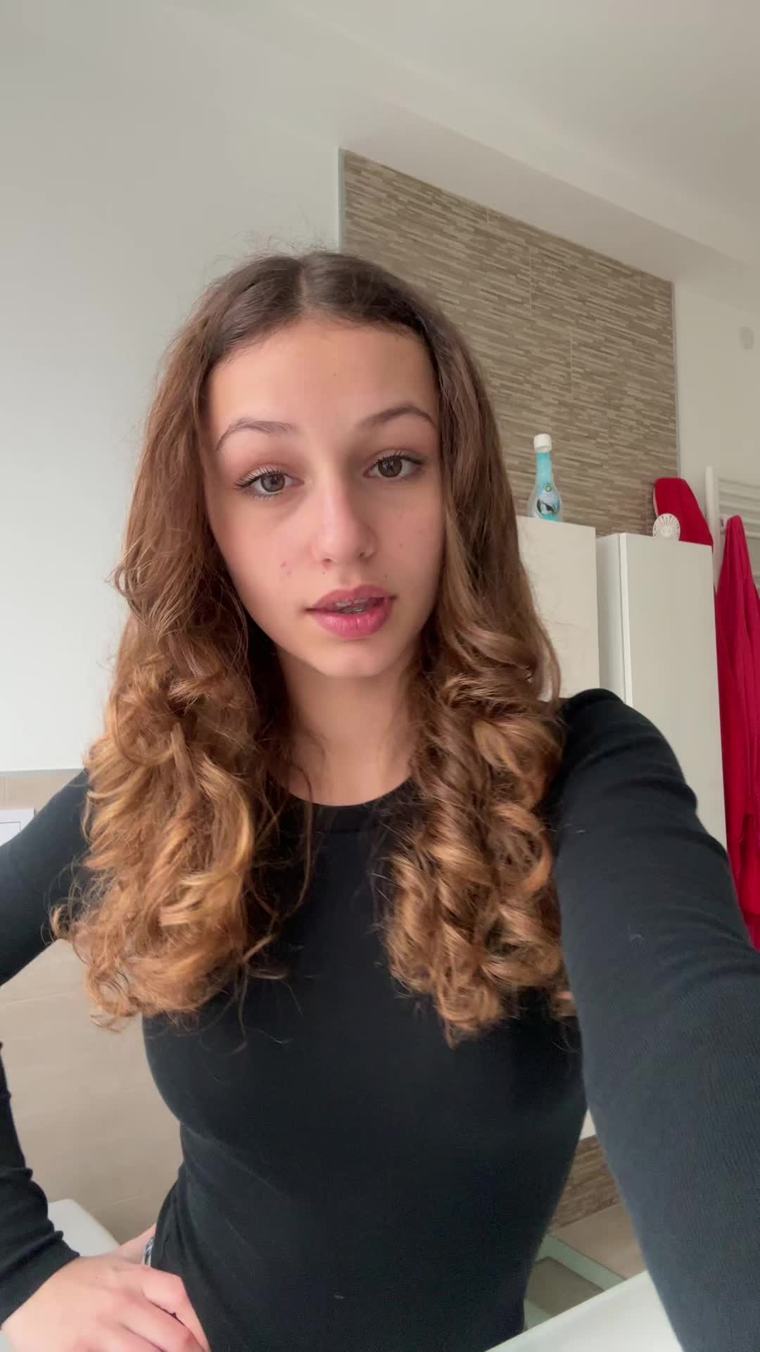 @🧟♀️