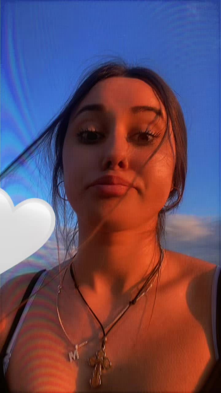 @MARIA SAVA