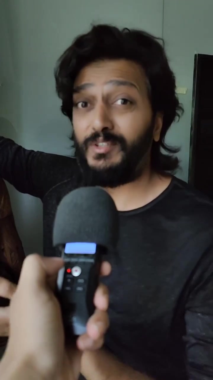 @Riteish Official