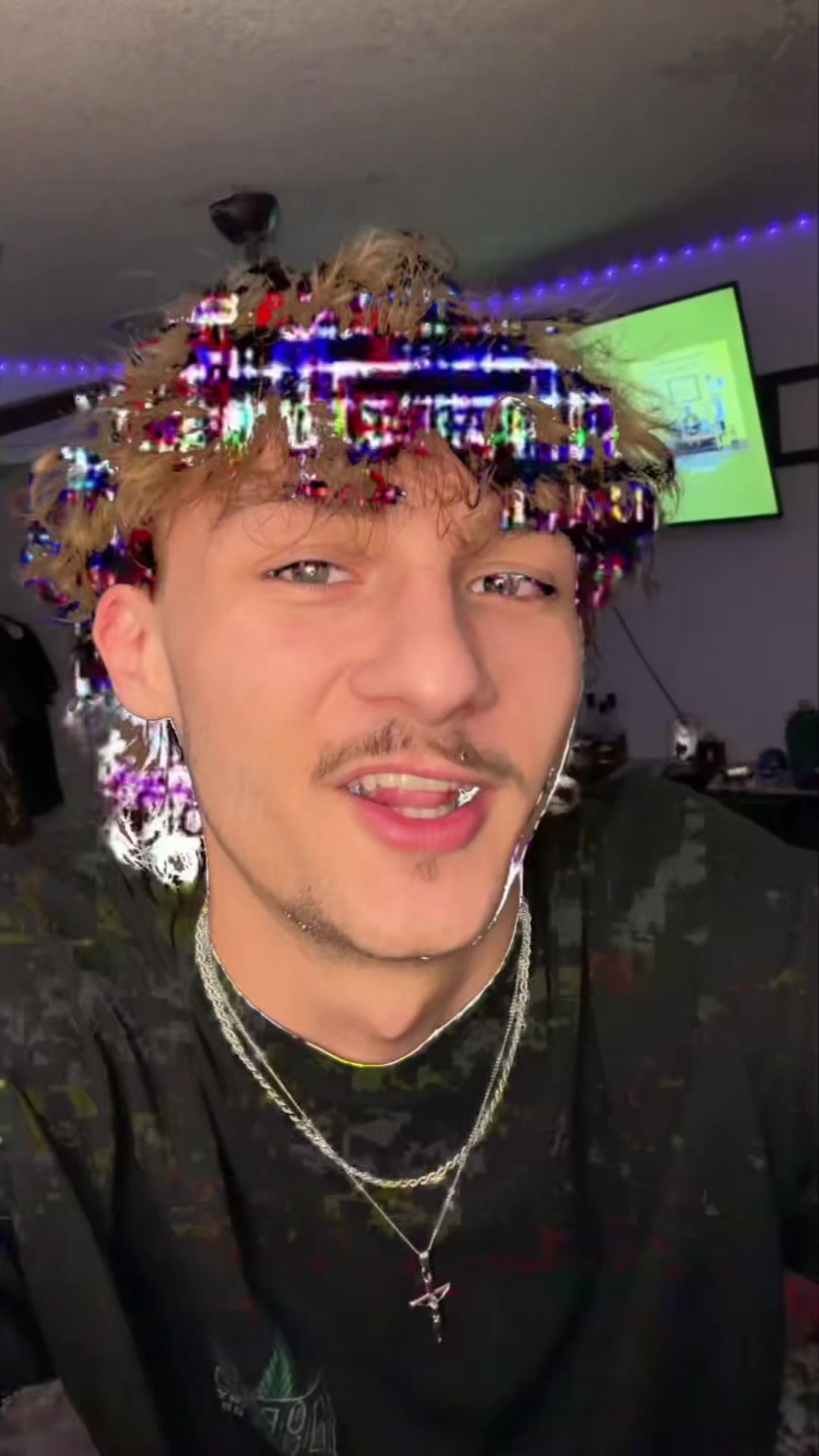 @♛