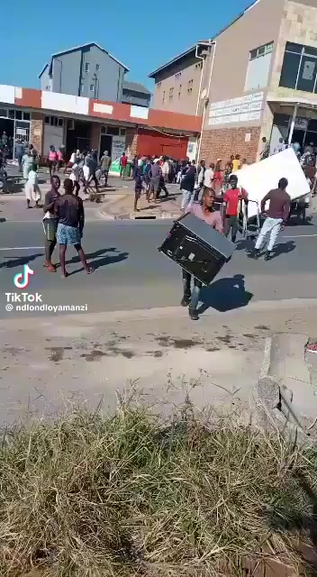 @Mamesto🇿🇼 Bhebhe🇧🇼 jama🫂