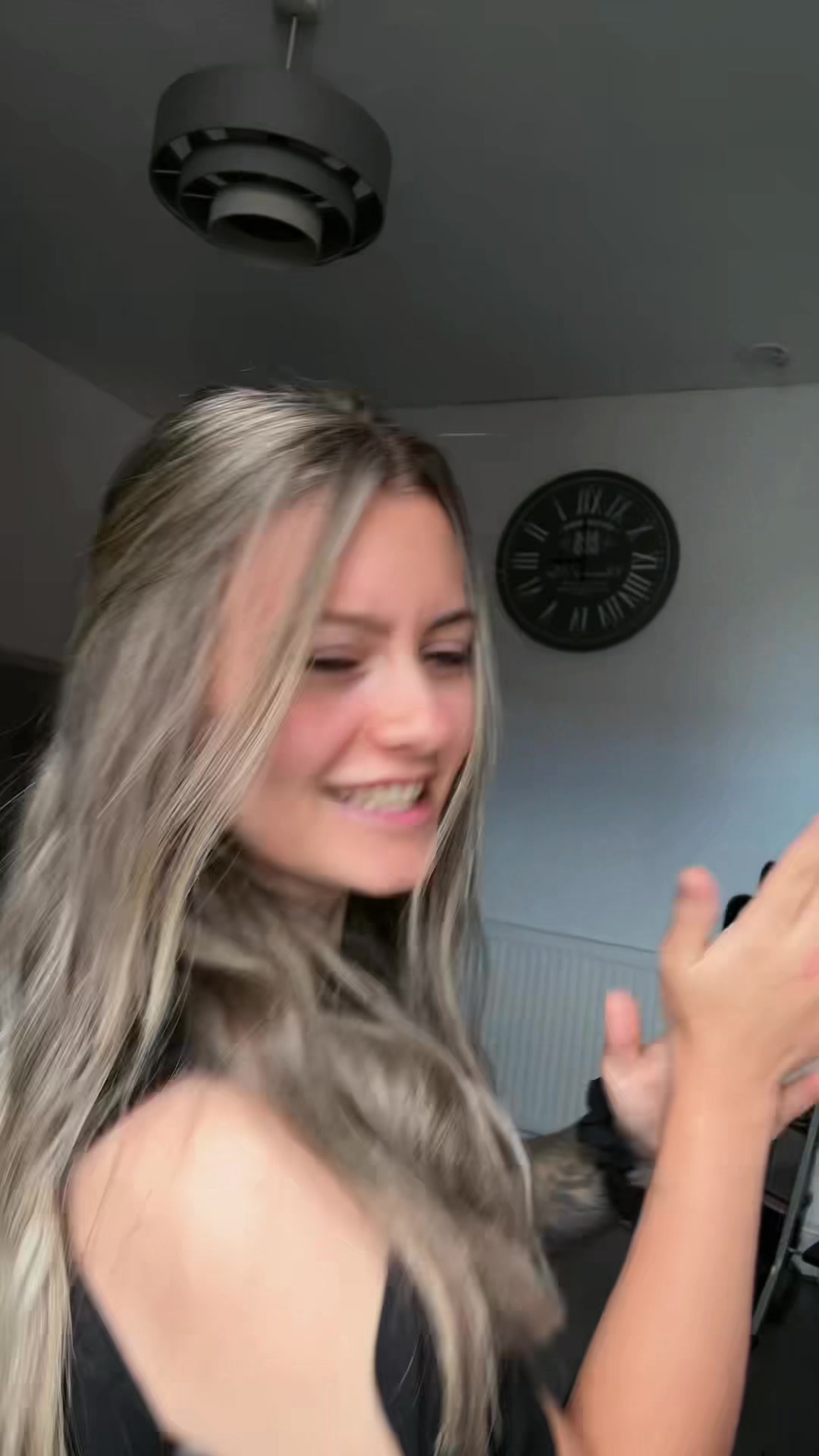 @khloebroome