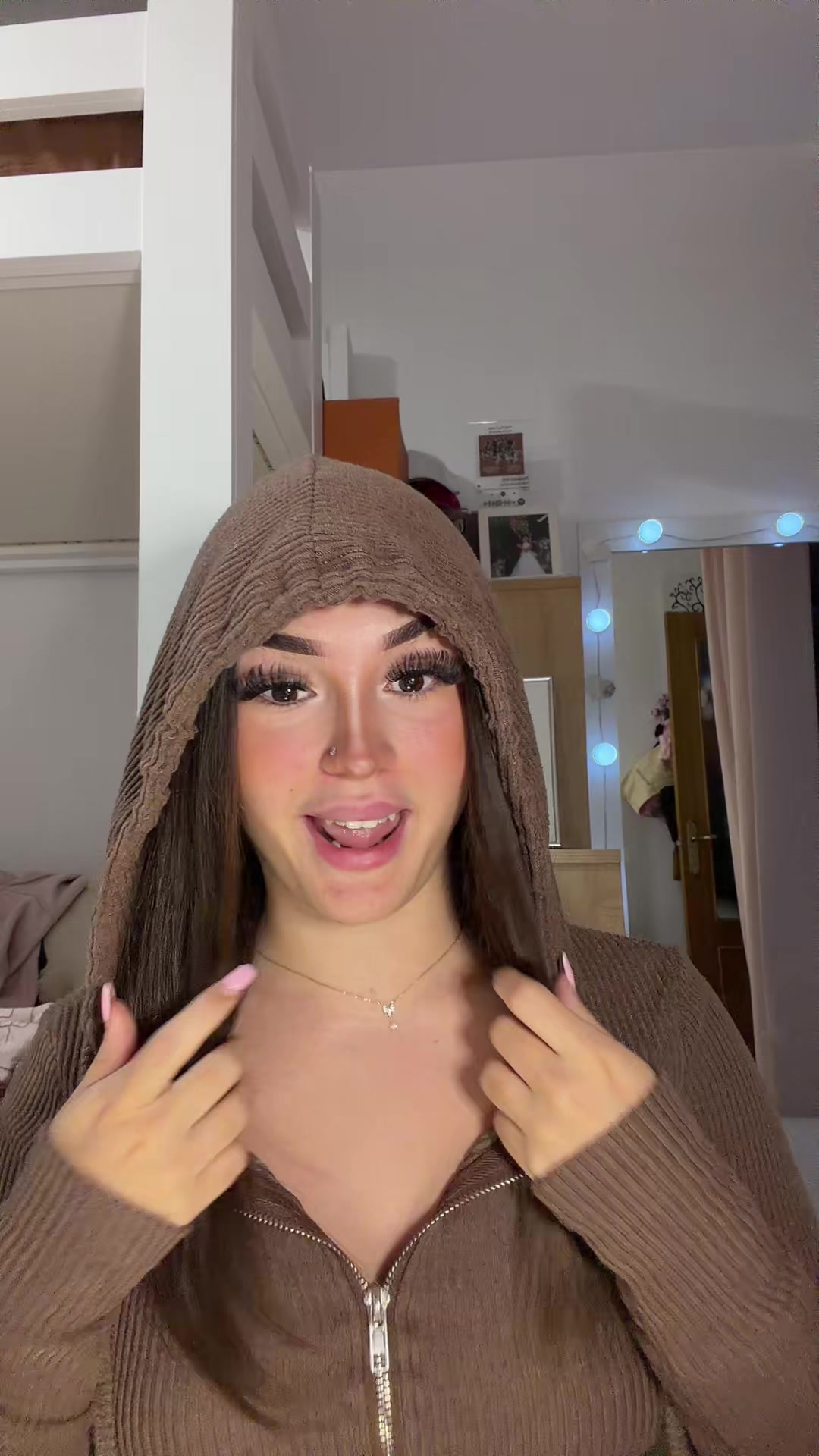 @caarlaaxx_