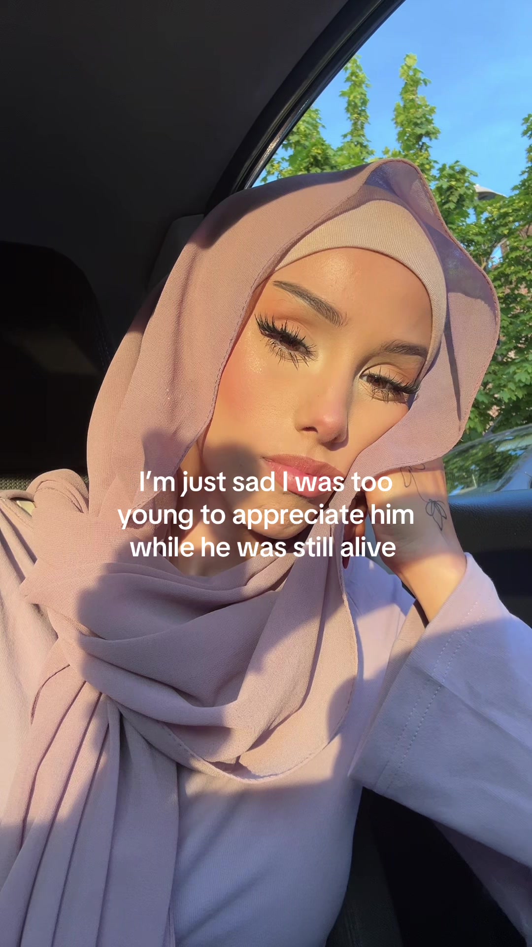 @Ayah 🦋