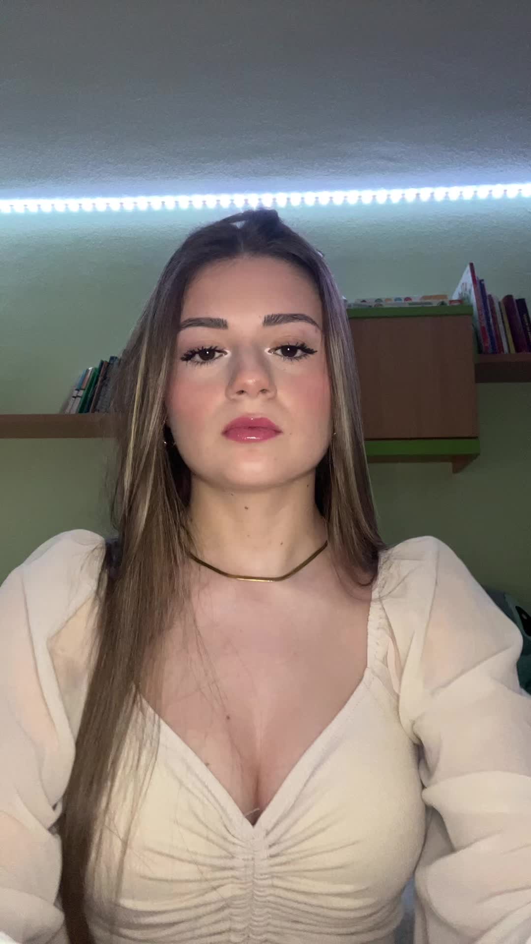 @🪬