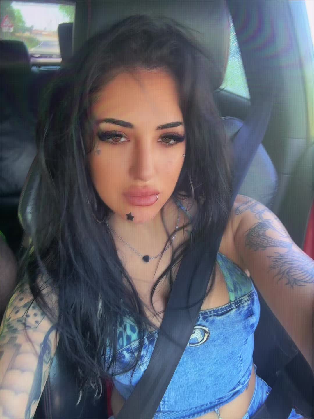 @Celinenasty