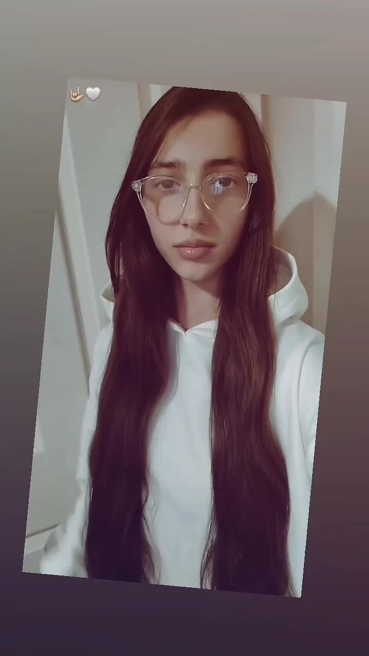@Vanessa_marya